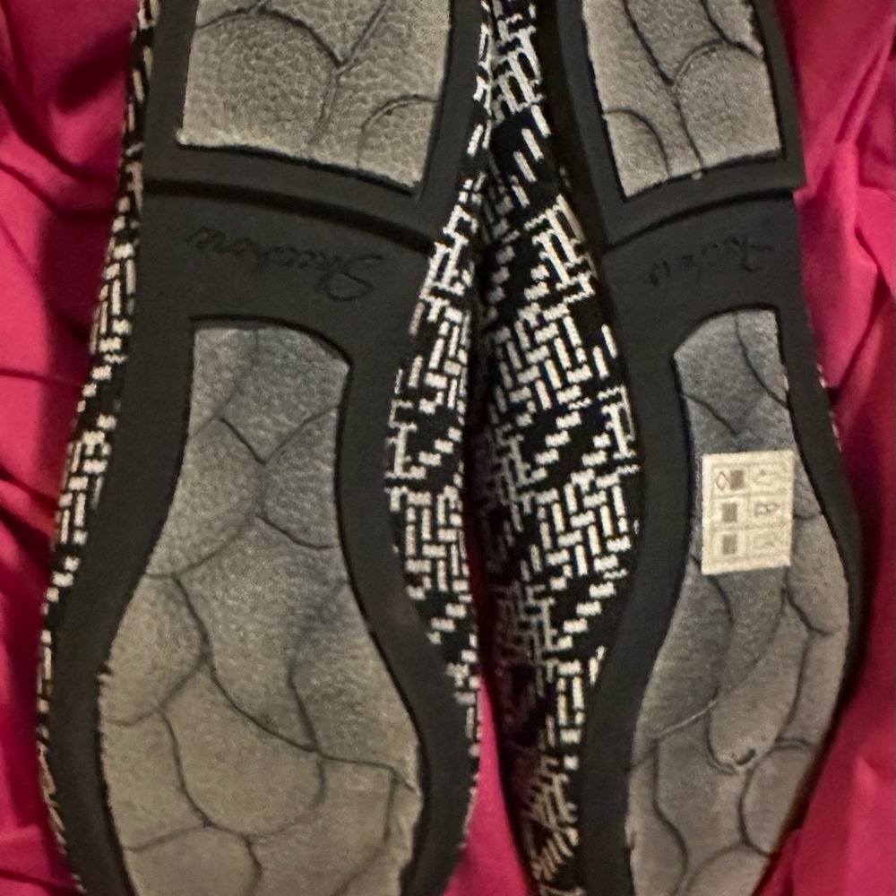 Sketchers Air Cooled Memory Foam Flats - image 4